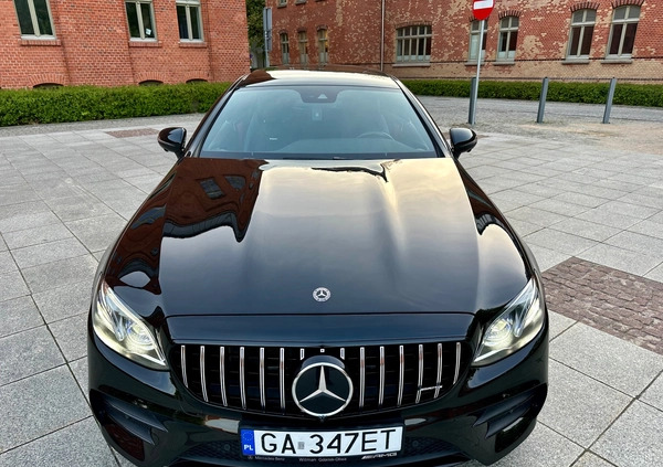 Mercedes-Benz Klasa E cena 284900 przebieg: 102000, rok produkcji 2019 z Gdańsk małe 704